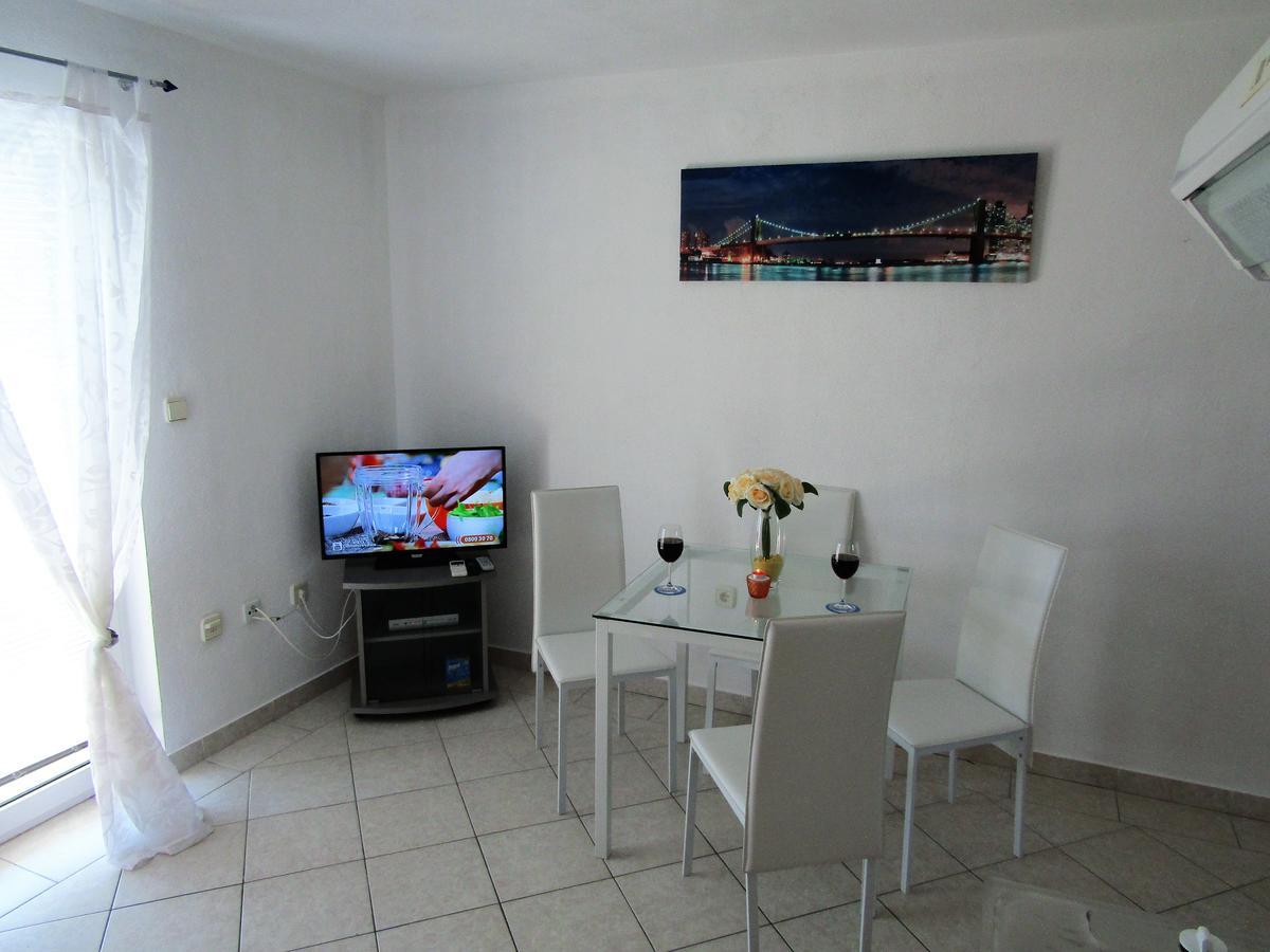 וודיצה Apartments Kokor מראה חיצוני תמונה