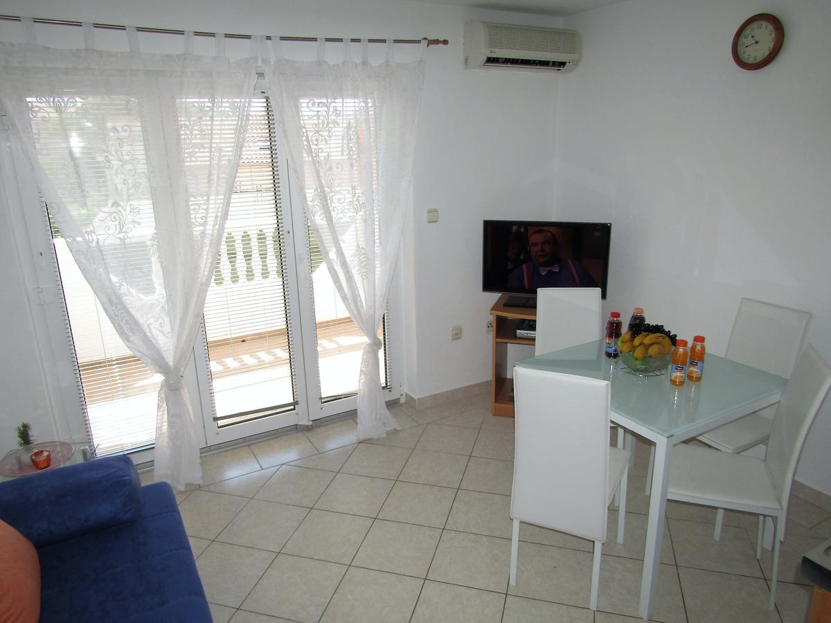 וודיצה Apartments Kokor מראה חיצוני תמונה